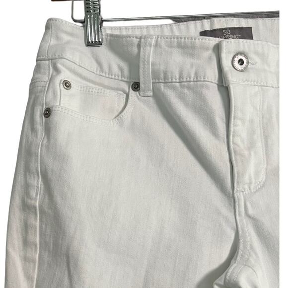 Chico's Women Jeans Size 0R S/4 White So Slimming Bootcut White Festival Resort - Picture 2 of 10